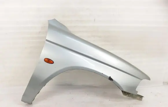 Mitsubishi Pajero Fender 