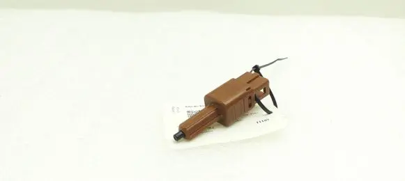 Nissan Pulsar Brake pedal sensor switch