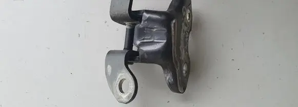 Toyota RAV 4 (XA40) Rear door upper hinge