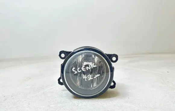 Renault Scenic III - Grand scenic III Front fog light 8200074008 89202502