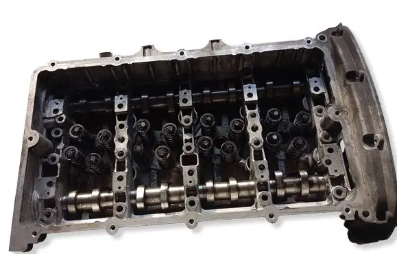 Citroen Jumper Engine head 6C1Q6K537A