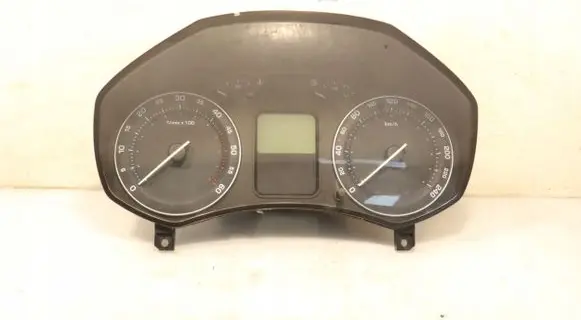 Skoda Octavia Mk2 (1Z) Clock 