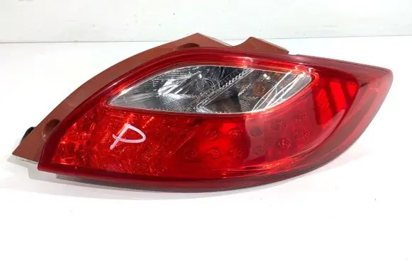 Mazda 2 Rear/tail lights 