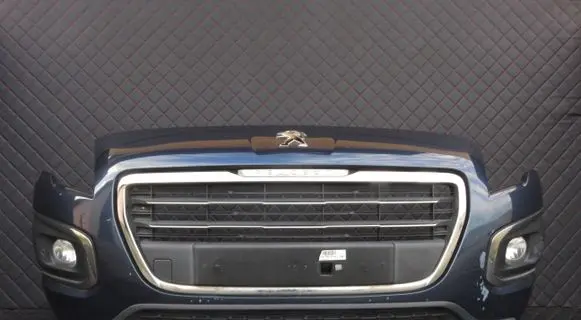 Peugeot 3008 I Front bumper