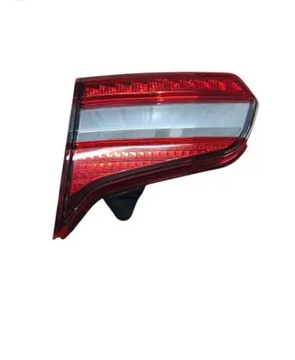Tailgate rear/tail lights