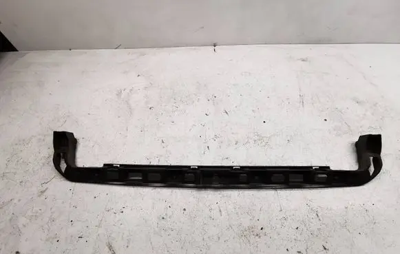 Volkswagen PASSAT B6 Front bumper mounting bracket 3c5807863
