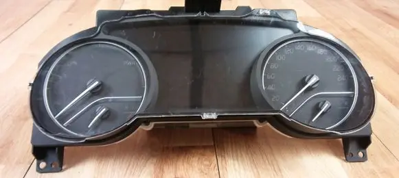 Toyota Camry VIII XV70 Speedometer (instrument cluster) 8380033X81B