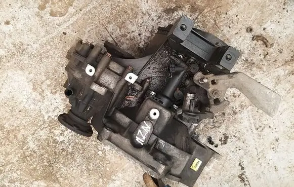 Seat Ibiza IV (6J,6P) Manual 5 speed gearbox MZN