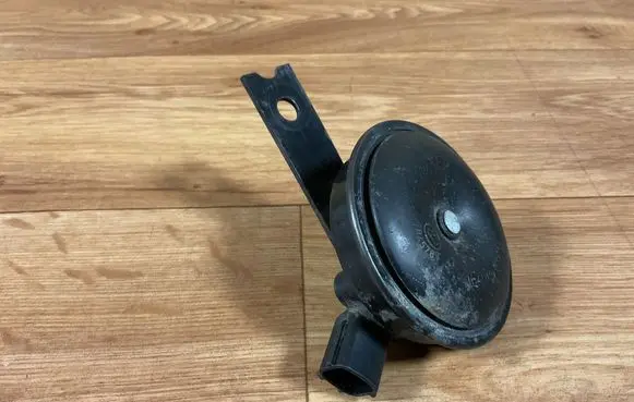 Hyundai i30 Horn signal 966601H000