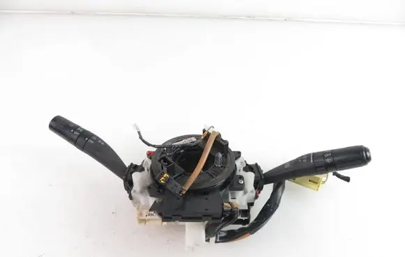 Subaru Impreza III Wiper turn signal indicator stalk/switch 83111FG12