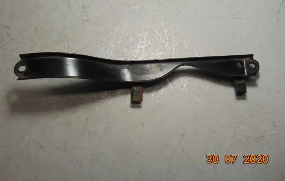 Battery bracket