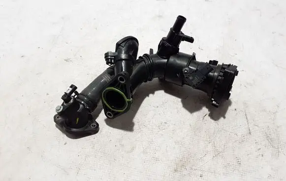 Dacia Duster Coolant pipe/hose 165768266R