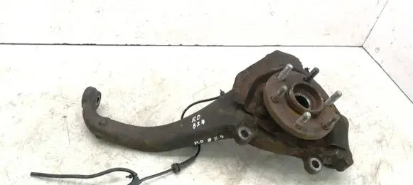 Nissan Pathfinder R51 Front wheel hub spindle knuckle