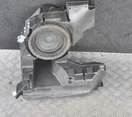 Lexus CT 200H Subwoofer speaker 8615076010