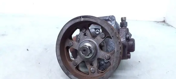 Toyota Avensis T250 Fuel injection high pressure pump 221000G010