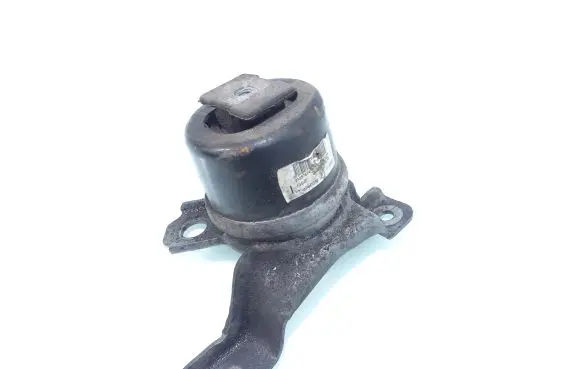 Volvo V70 Engine mount bracket 31257674 6G92F012ED