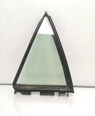 Toyota Avensis T250 Rear vent window glass 