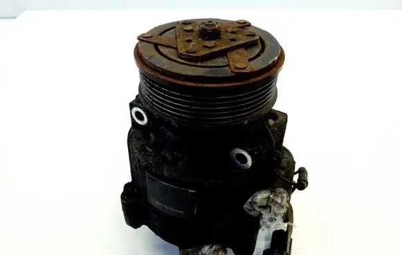 Citroen C-Crosser Air conditioning (A/C) compressor (pump) 7813A215