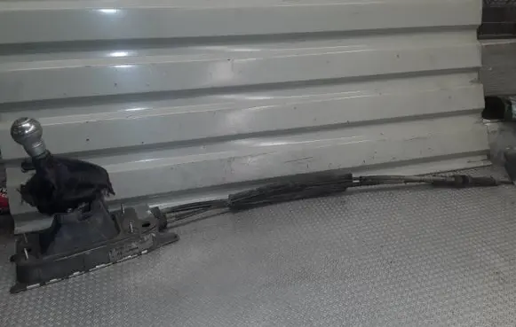 Seat Leon (1P) Gear shifter/selector 1K0711049BM