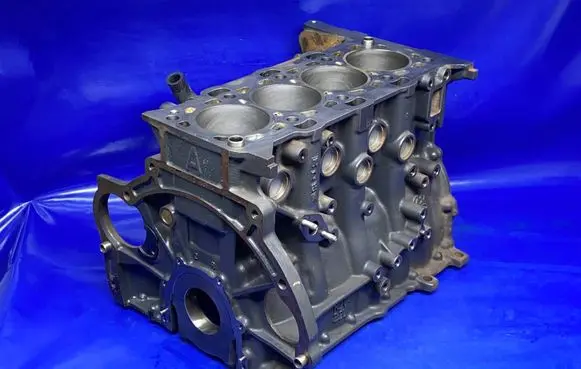 Hyundai Santa Fe Engine block D4HB