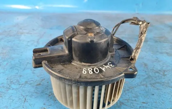 Toyota Corolla E120 E130 Heater fan/blower 8710302050