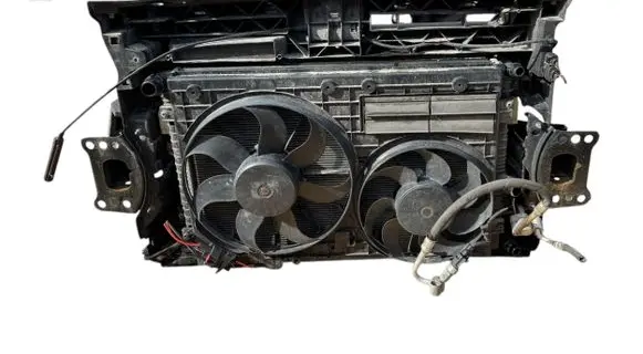 Volkswagen Caddy Radiator set 2K5971206