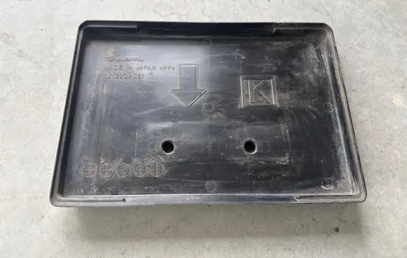 Toyota GT 86 Battery tray 82122CA000