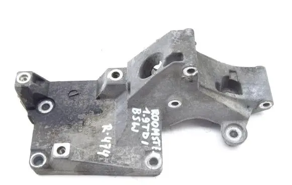 Skoda Roomster (5J) Generator/alternator bracket 038903143AG