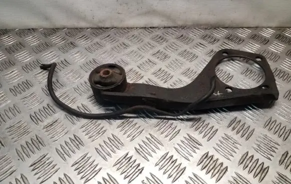 Hyundai Terracan Front differential bracket 