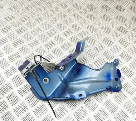 Audi Q5 SQ5 FY Fender mounting bracket 8MA821136 8MA821469