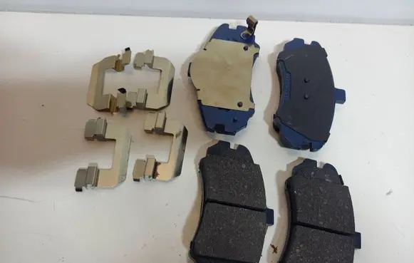 Hyundai Elantra Brake pads (front) 581012DA50