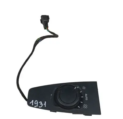 Peugeot 308 Climate control unit 9659796877