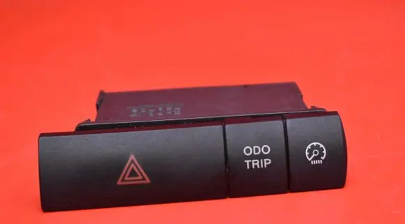 Toyota Prius (XW30) Hazard light switch 758706