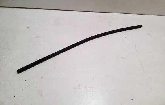 Mercedes-Benz ML W163 Engine coolant pipe/hose A1635010284