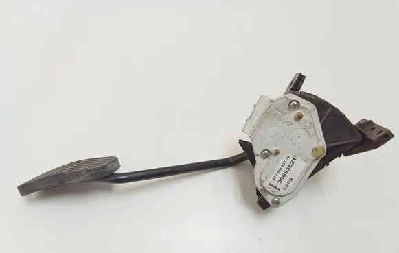 Volvo XC90 Accelerator throttle pedal 30683521