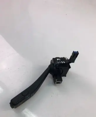 Volkswagen Golf VI Indicator stalk 1K0953519J