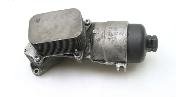 Volvo V70 Oil filter mounting bracket 312765
