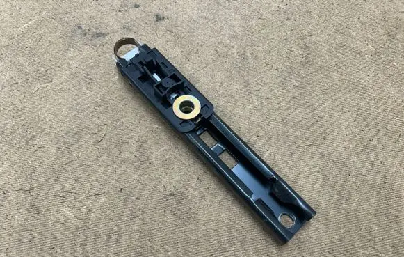 BMW 3 E46 Seat belt height adjuster 72118207957 8207957
