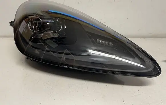 Porsche Cayenne (9Y0 9Y3) Headlight/headlamp 9Y0941034AK 1EX01646546 1EX2295