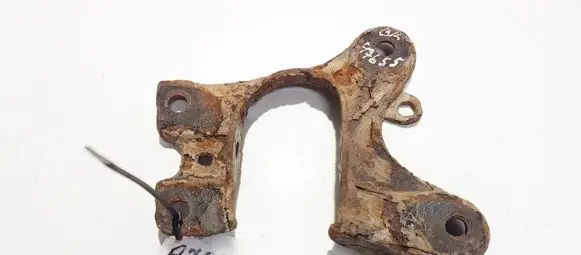 Saab 9-3 Ver2 Bracket in trunk/boot 