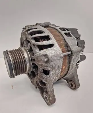 Renault Clio IV Generator/alternator 2714146A 231008918R 2117216059