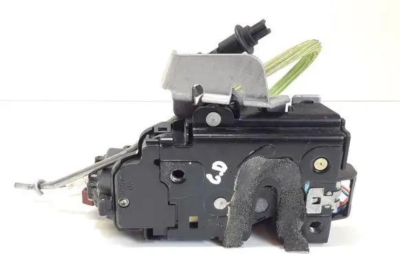 Audi A8 S8 D3 4E Rear door lock 4E0839016