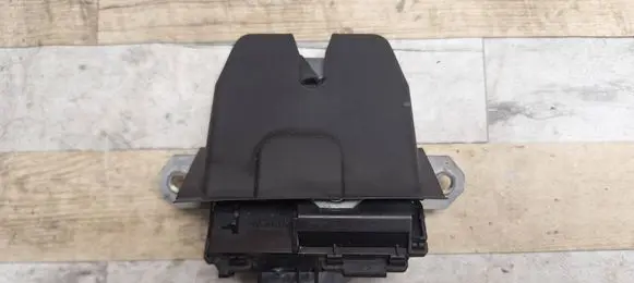 Ford Focus Tailgate/trunk/boot lock/catch/latch 111113