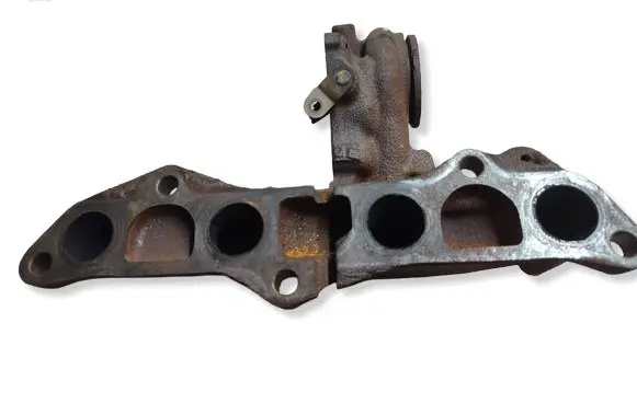 Toyota Yaris Exhaust manifold 