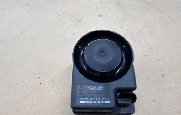 Audi A8 S8 D4 4H Alarm system siren F005V00327 1K0951605C