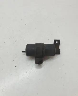 Vacuum air tank