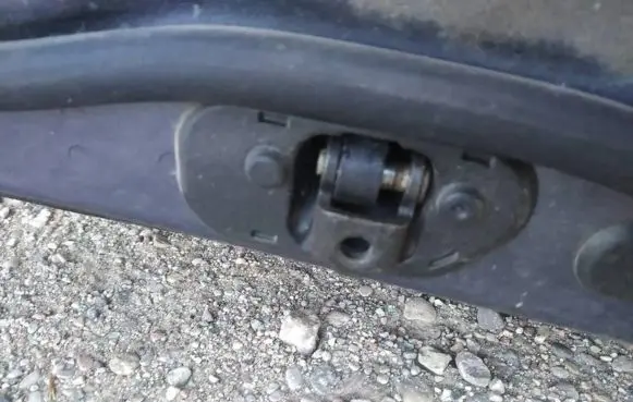 Ford Focus Rear door check strap stopper