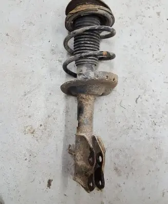 Subaru Forester SJ Front shock absorber with coil spring 20310SG011
