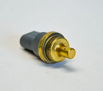 Audi A4 S4 B9 8W Oil temperature sensor 06A919501A