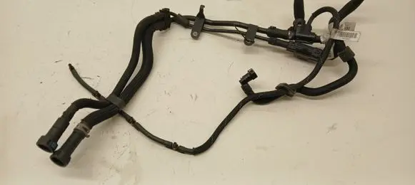 BMW 2 F46 Fuel return line/hose 858345801 8573386 70278101